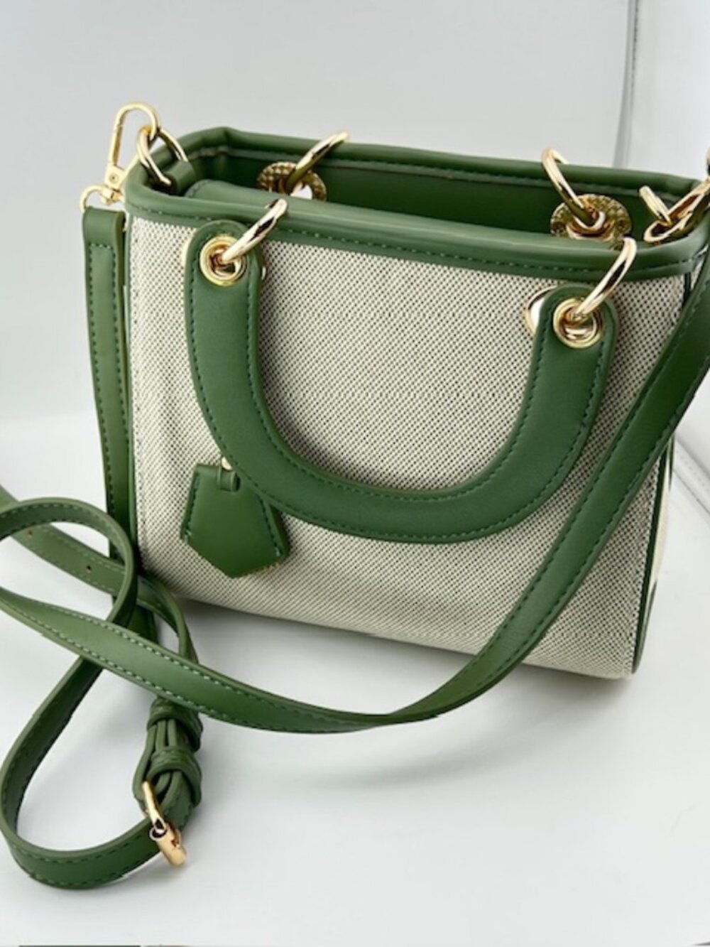 Madison West Green/Cream Contemporary Convertible Crossbody Handbag NWOT